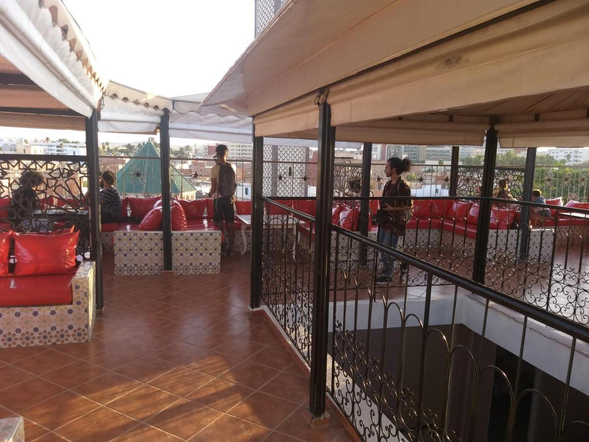 Hotel Lahlou Riad Cafeteria ウジダ エクステリア 写真