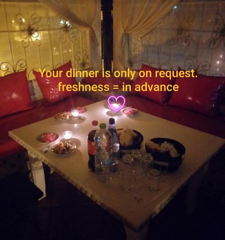 Hotel Lahlou Riad Cafeteria ウジダ エクステリア 写真