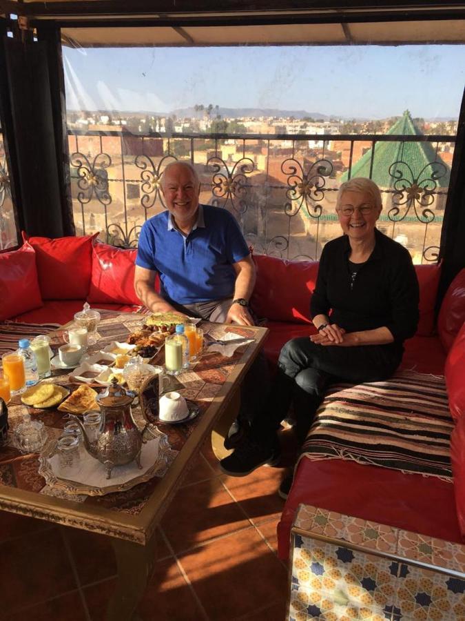 Hotel Lahlou Riad Cafeteria ウジダ エクステリア 写真