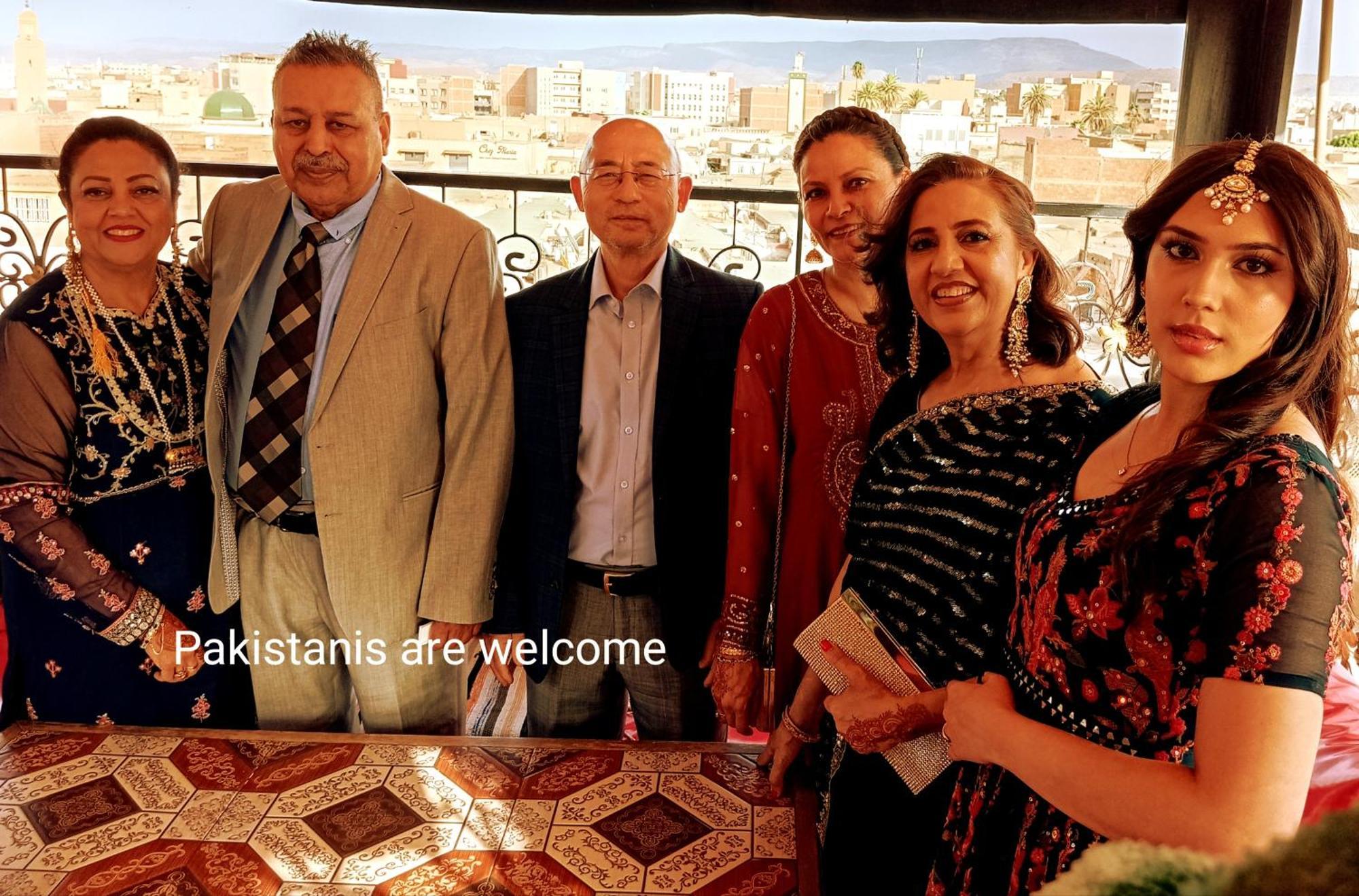 Hotel Lahlou Riad Cafeteria ウジダ エクステリア 写真